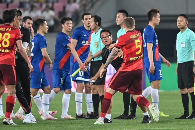 金价转折在即，未来两日将面临关键变化